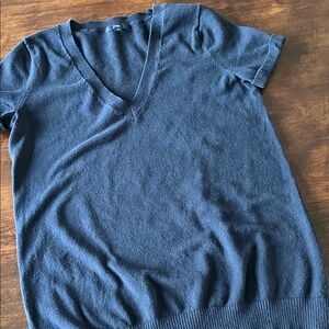 Short sleeve Gap v-neck sweater, navy blue, medium